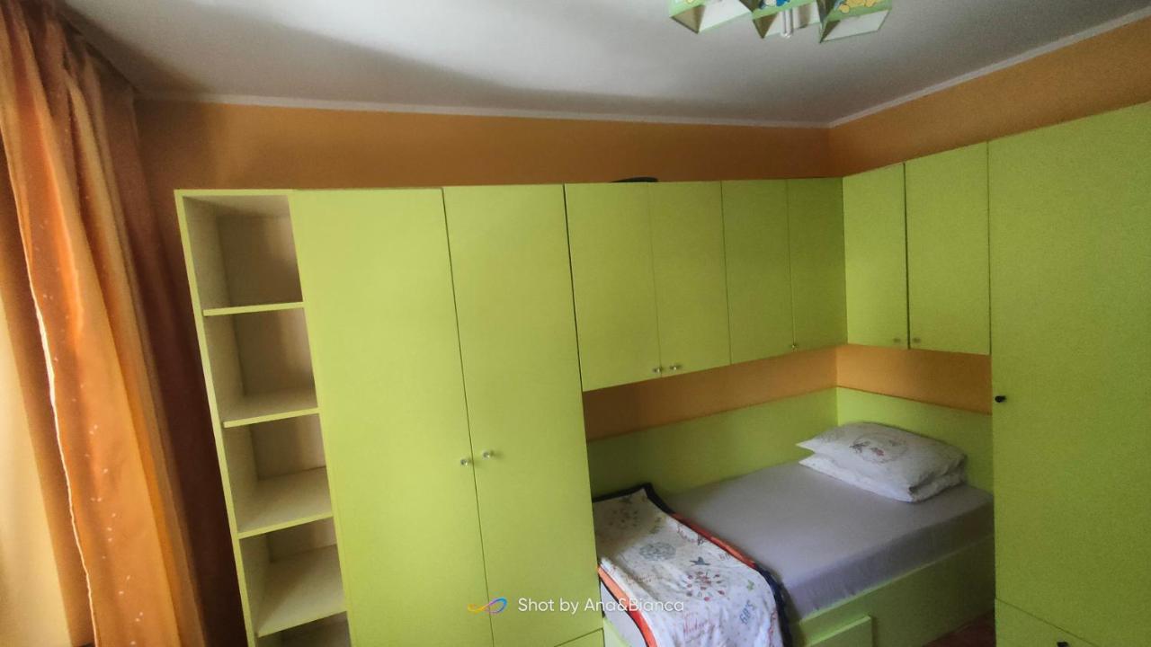Duck Apartment Bucarest Extérieur photo